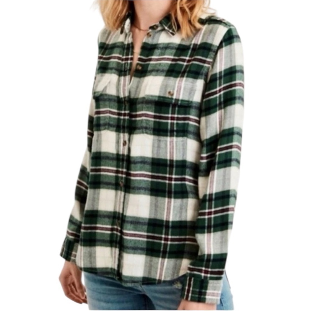 ❤️ AMERICAN EAGLE Ahh-mazingly soft plaid Flannel Button Down Size Small